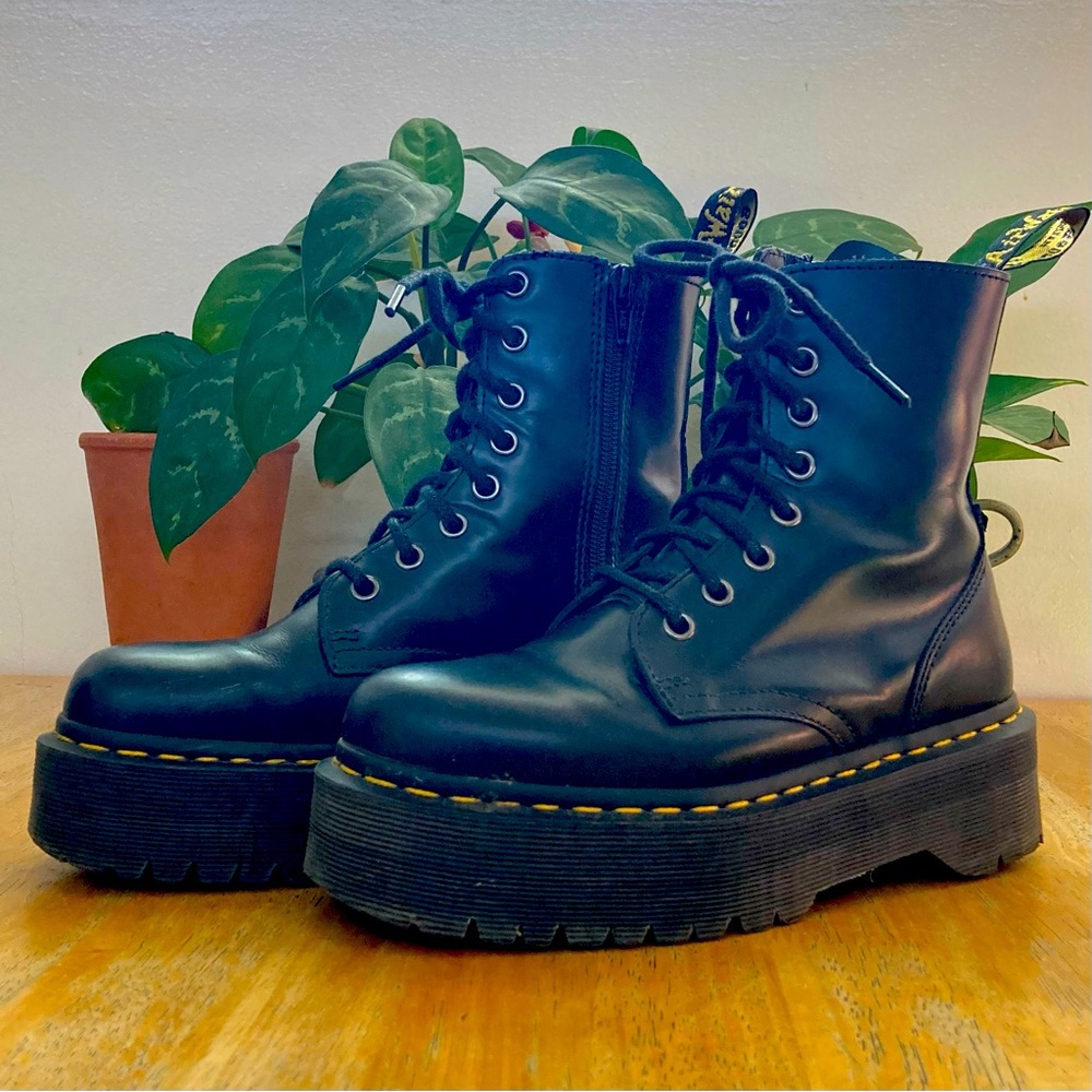 Black Docs Dr. Martens Jadon boots size EU37